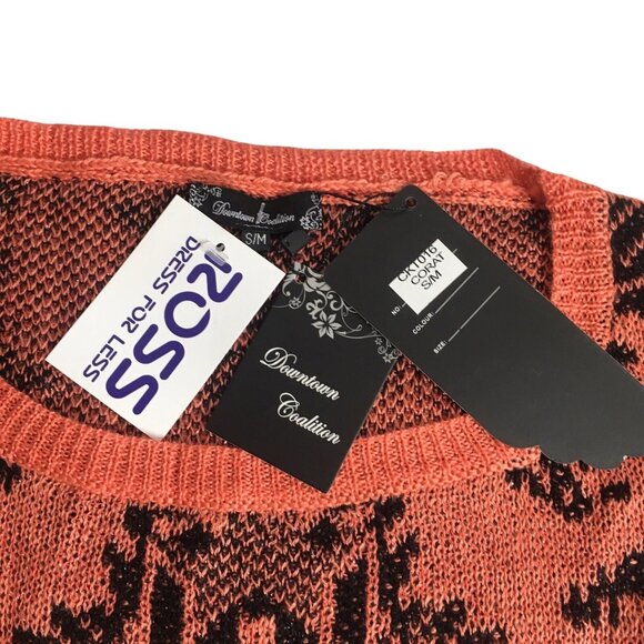 Women's Pullover Knit Sweater Size S/M Coral Peach Baroque All Over Print - Picture 7 of 10